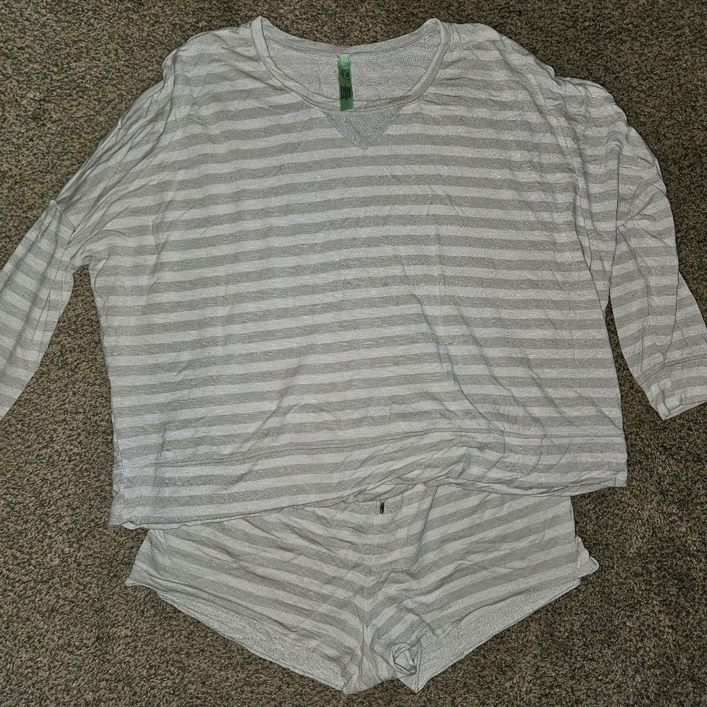 Honeydew Lounge Set